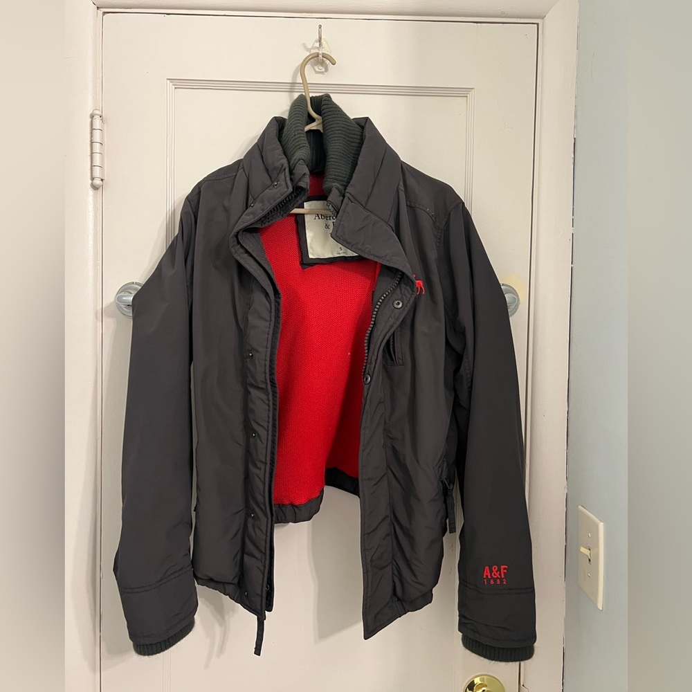Used Abercrombie & Fitch All Season Weather Warrior mesh lined